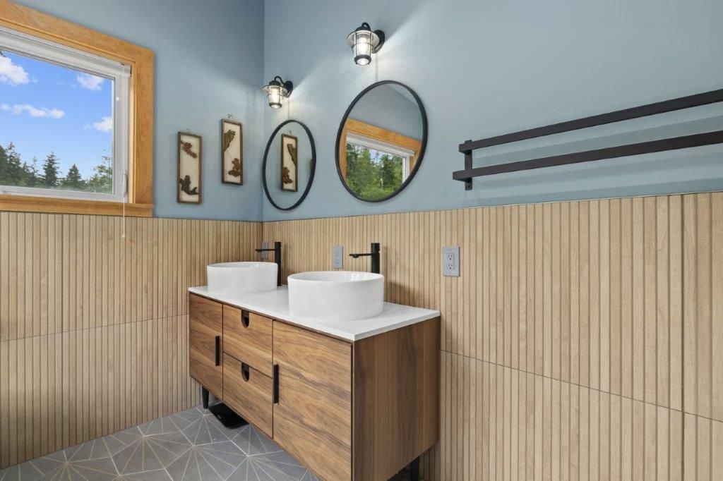 Coast Studio rear view — professional photo