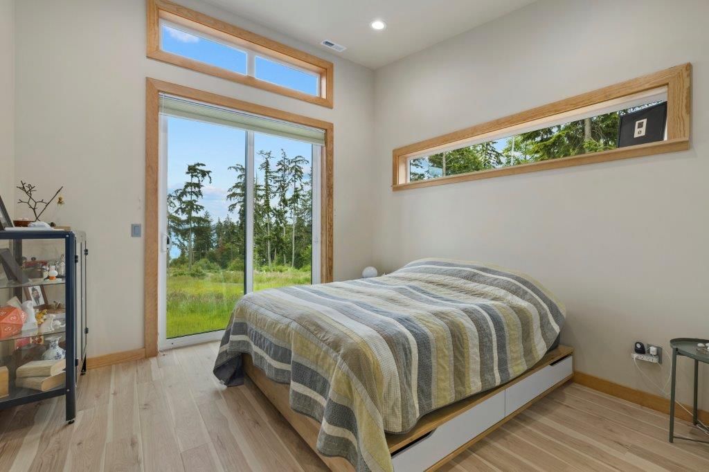 Coast Studio evening — professional photo